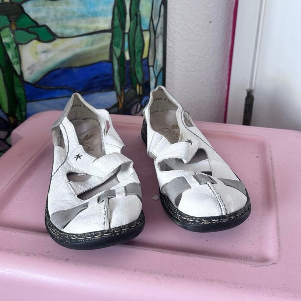 reiker antistress white maryjane shoes